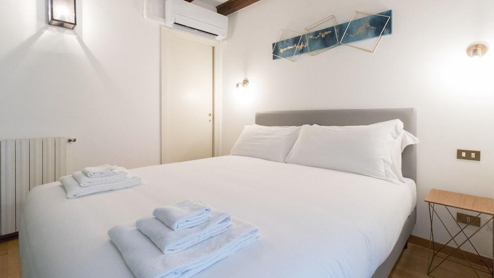 Italianway - Tadino 13 Apartment Milan Bagian luar foto