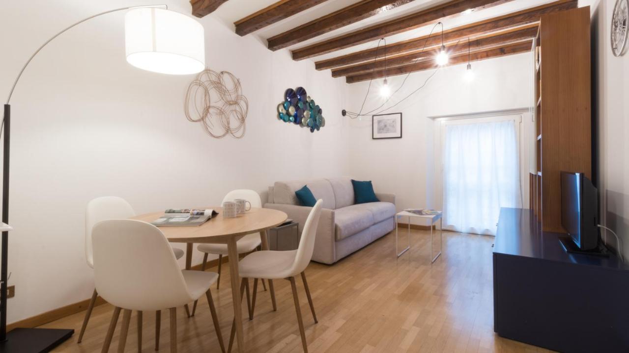 Italianway - Tadino 13 Apartment Milan Bagian luar foto
